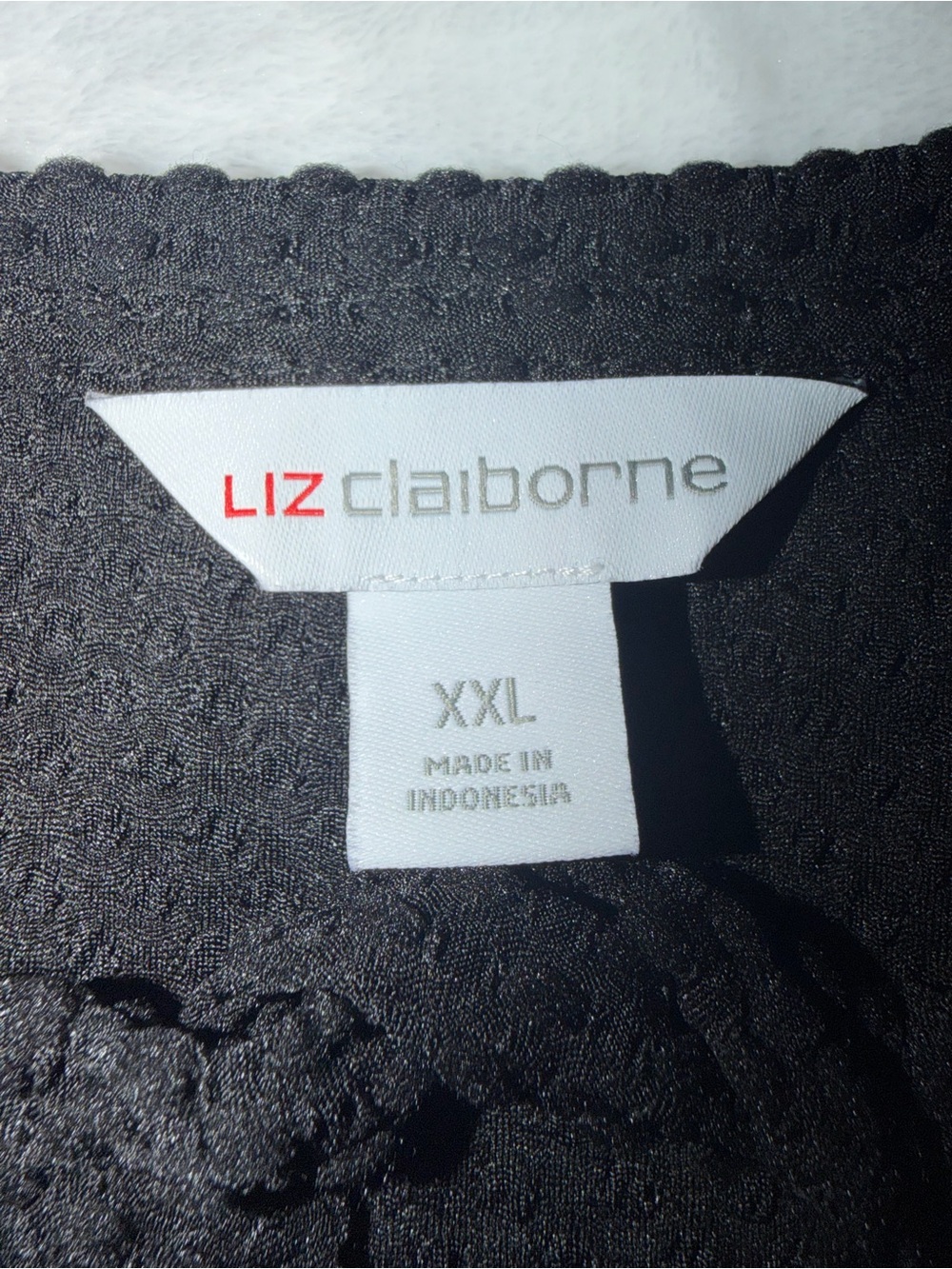 NWT Liz Claiborne Women’s Black Blouse- Textured Fabric- Size XXL - Picture 5 of 7